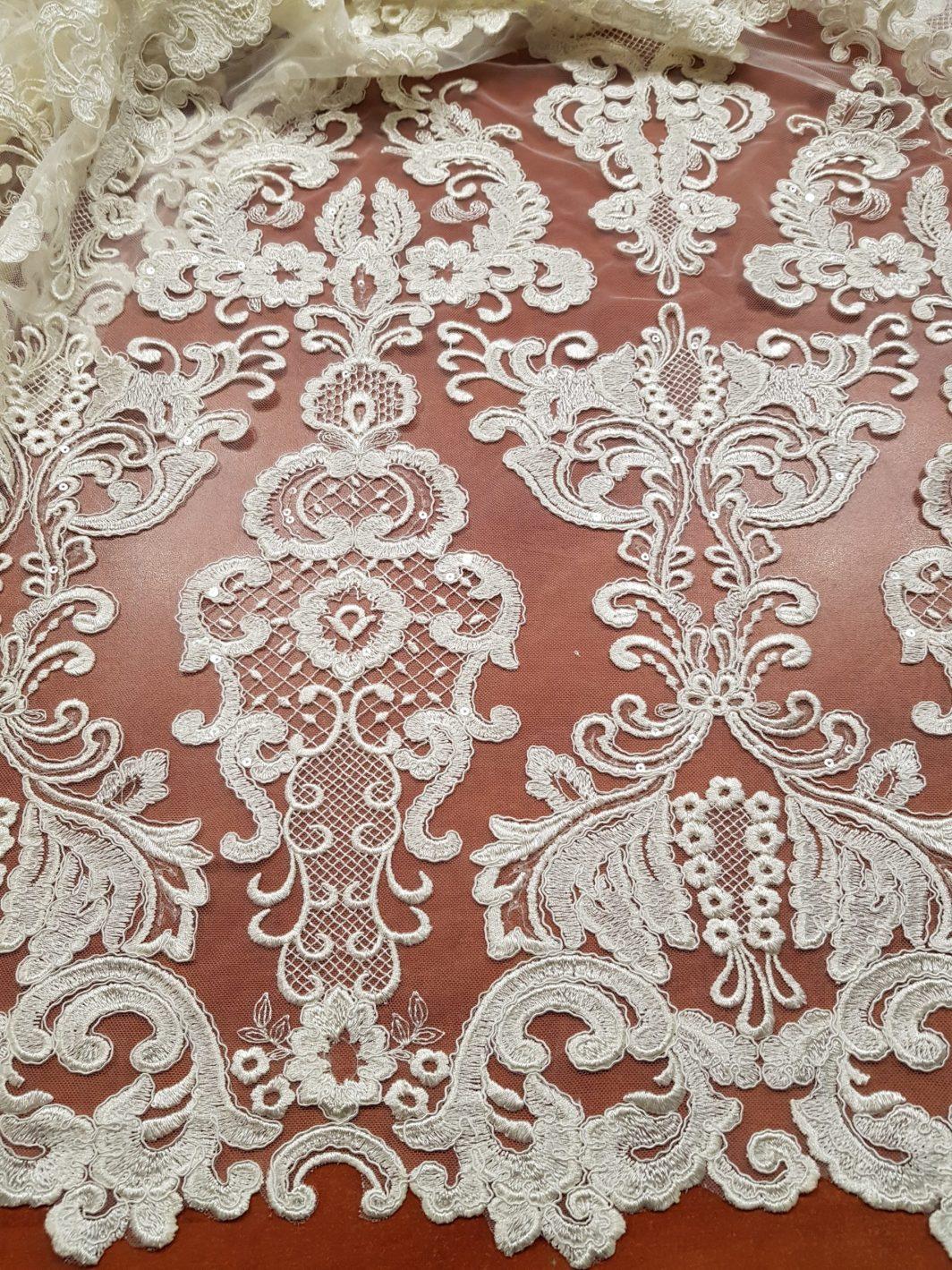Koronka ciemny krem EF242